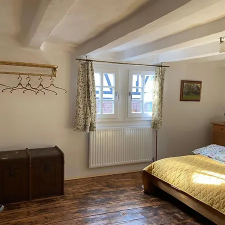 Rosige Zeiten, Ferien Im Fachwerkhof