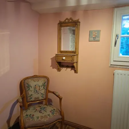 Rosige Zeiten, Ferien Im Fachwerkhof Semesterbostad